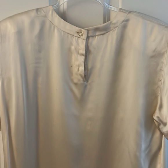 Vintage Women’s Jones New York Silk Short Sleeve Top. Off white Size 12 - Picture 5 of 8